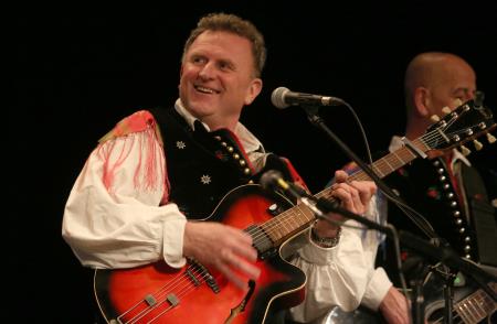 KONCERT ANSAMBLA JELEN 04 FOTO LJUBO VUKELIČ